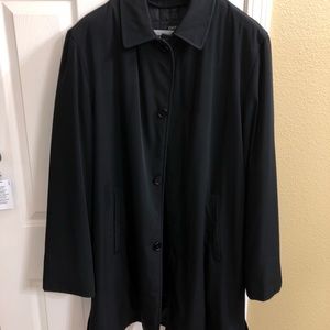 Men’s DKNY Mid-length double lined Black Trench